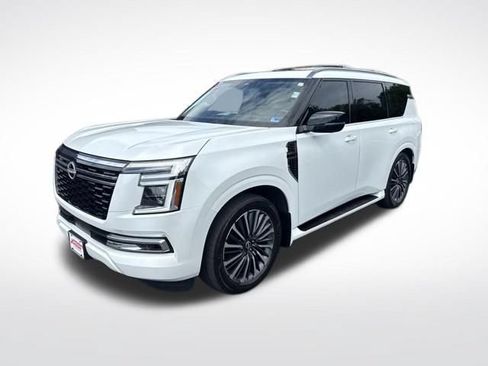 Used 2025 Nissan Armada Platinum Reserve AWD/4WD image 3