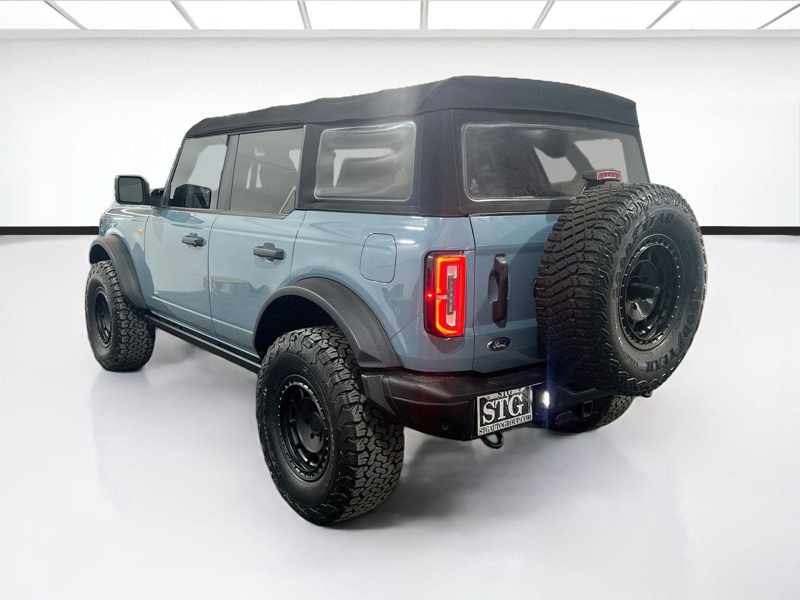Used 2022 Ford Bronco Badlands AWD/4WD image 6