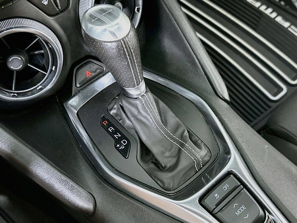 Used 2019 Chevrolet Camaro SS RWD image 30