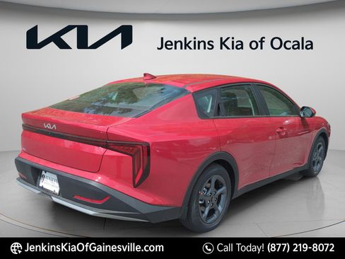 New 2026 Kia K4 LXS image 3