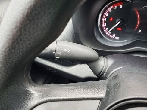 Used 2024 Toyota RAV4 LE image 18