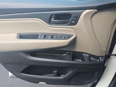 Used 2018 Honda Odyssey EX-L image 27
