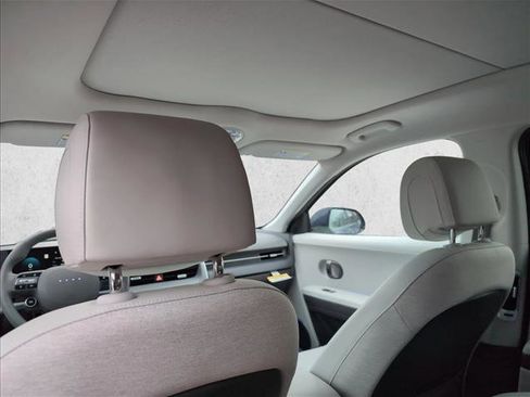 New 2026 Hyundai Ioniq 5 Limited image 16