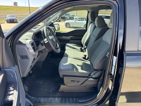 Used 2023 Ford F150 XLT image 19