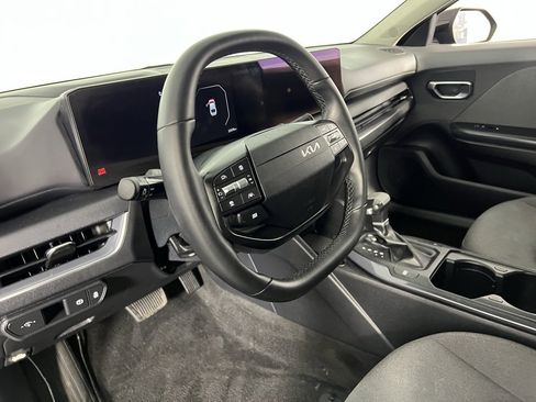 Used 2025 Kia K4 EX image 19