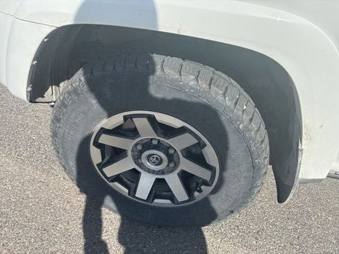 Used 2020 Toyota 4Runner TRD Off-Road Premium w/ Moonroof Package image 9