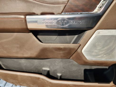 Used 2023 Ford F250 King Ranch w/ Chrome Package image 23