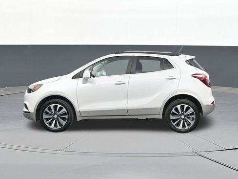 Used 2022 Buick Encore Preferred image 9