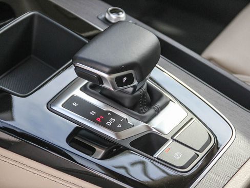 Certified 2022 Audi Q5 2.0T Prestige w/ Prestige Package image 21