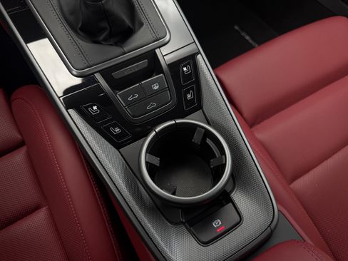 Certified 2023 Porsche 911 Carrera 4S AWD/4WD image 27