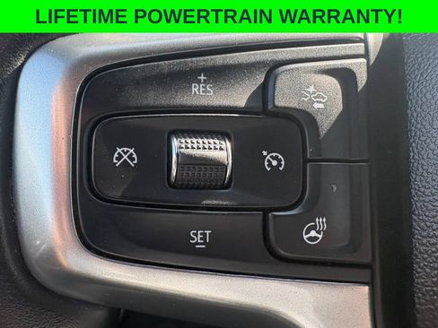 Used 2023 Chevrolet Silverado 1500 LT AWD/4WD image 7