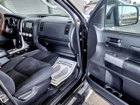 Used 2013 Toyota Tundra SR5 image 15