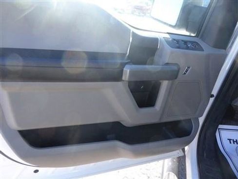 Used 2016 Ford F150 XLT w/ Equipment Group 301A Mid image 9