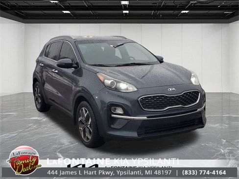 Used 2020 Kia Sportage EX image 4