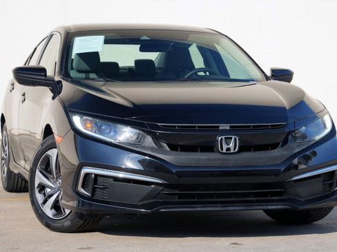 Used 2019 Honda Civic LX image 2