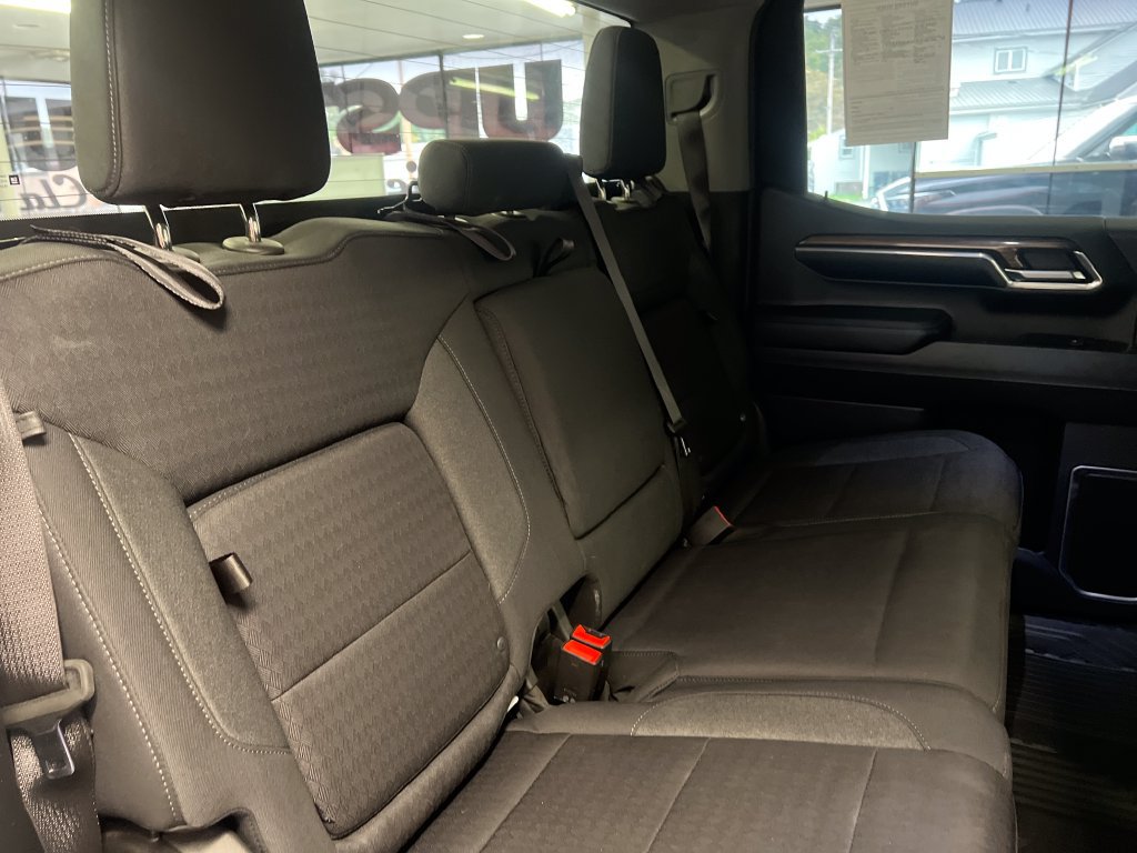 Used 2024 Chevrolet Silverado 1500 RST AWD/4WD image 41