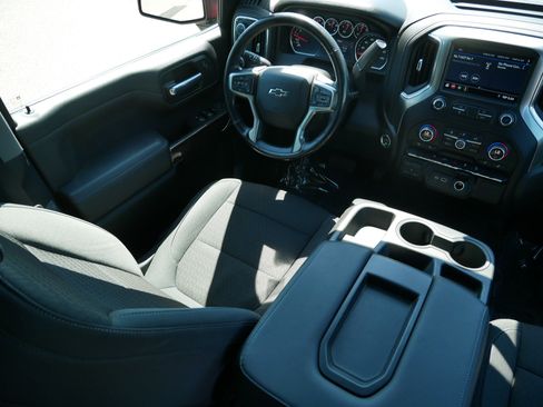 Used 2021 Chevrolet Silverado 1500 RST AWD/4WD image 9
