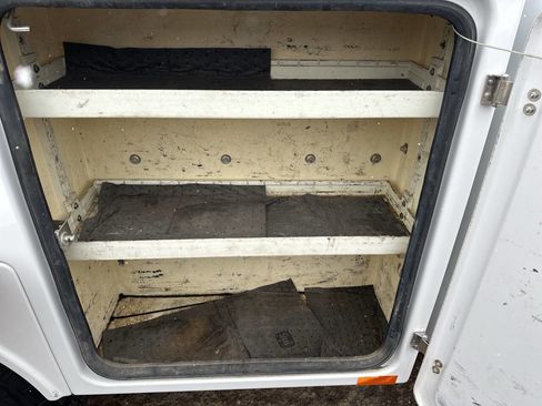 Used 2010 Ford F350 XL image 35