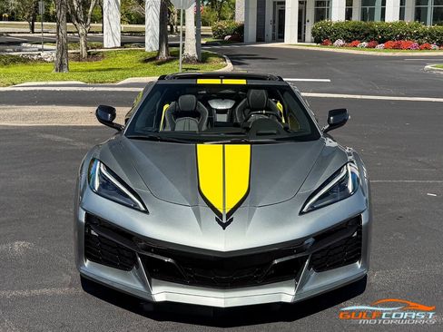 Used 2024 Chevrolet Corvette Z06 w/ Stealth Interior Trim Package image 5