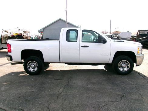 Used 2011 Chevrolet Silverado 2500 W/T image 6