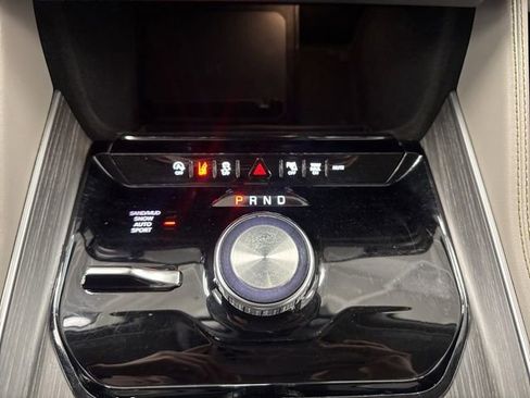 Used 2023 Jeep Wagoneer L Series II image 52