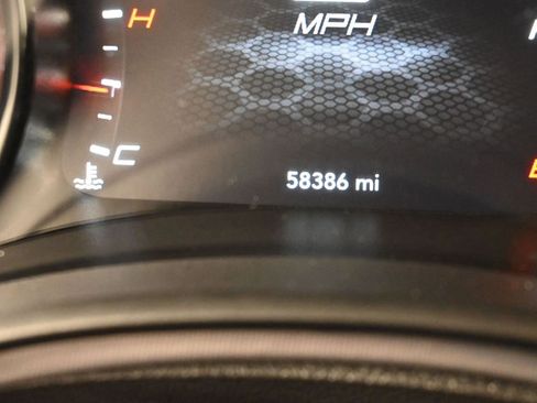 Used 2021 Dodge Charger SXT w/ Blacktop Package image 29