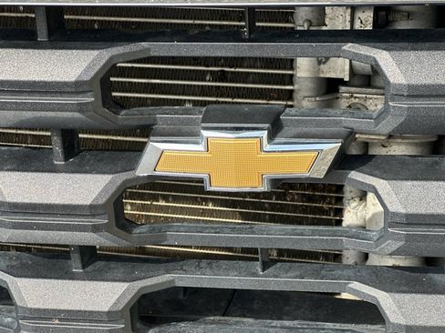 Used 2021 Chevrolet Silverado 2500 LT w/ Fleet Comfort Package AWD/4WD image 36