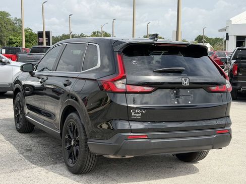 Used 2024 Honda CR-V EX image 7