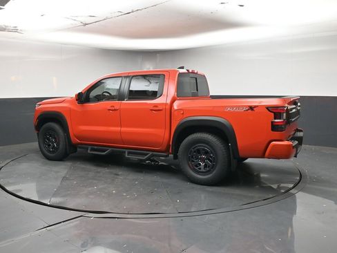 New 2026 Nissan Frontier Pro-X w/ Pro-X Convenience Package image 3