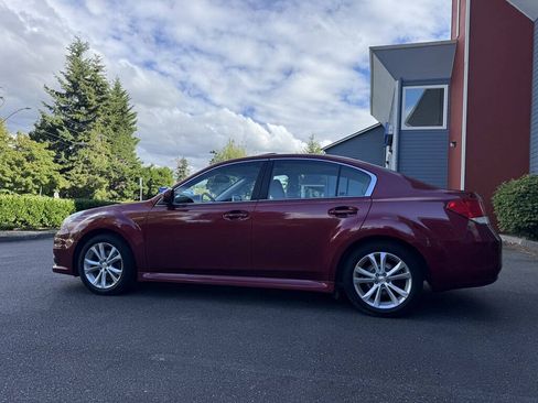 Used 2014 Subaru Legacy 2.5i Limited AWD/4WD image 6