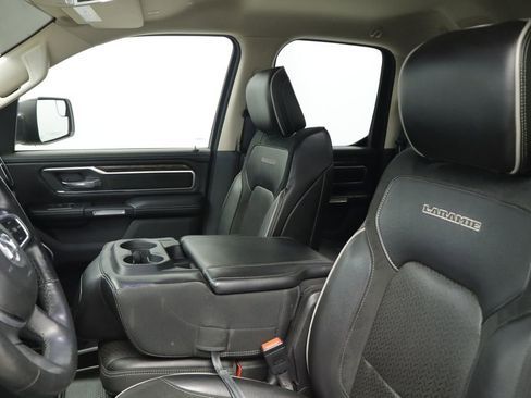 Used 2019 RAM 1500 Laramie AWD/4WD image 22