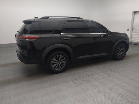 Used 2023 Nissan Pathfinder SV AWD/4WD image 10