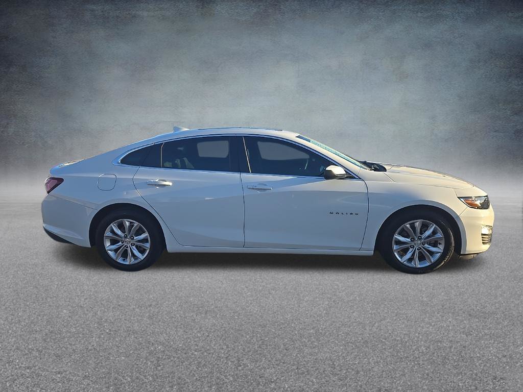 Used 2020 Chevrolet Malibu LT FWD image 2