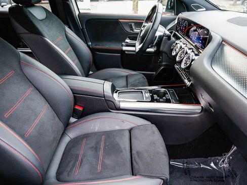 Certified 2025 Mercedes-Benz GLA 250 image 16