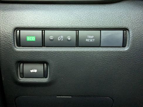 New 2025 Nissan Sentra S image 26