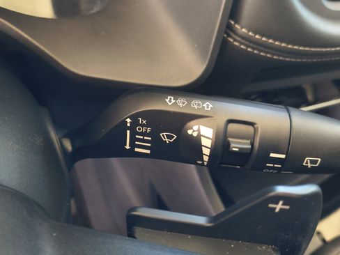 Used 2023 Nissan Rogue SV image 21