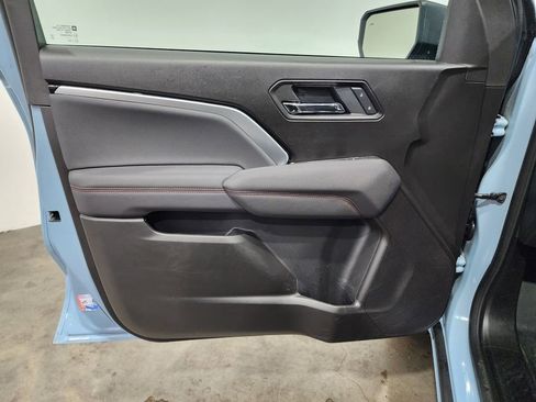 Certified 2025 Chevrolet Colorado Z71 w/ Technology Package image 24