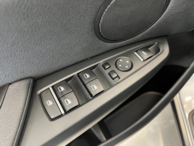 Used 2015 BMW X3 xDrive28i AWD/4WD image 30