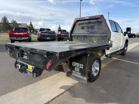 Used 2024 Chevrolet Silverado 3500 LT w/ Convenience Package image 7