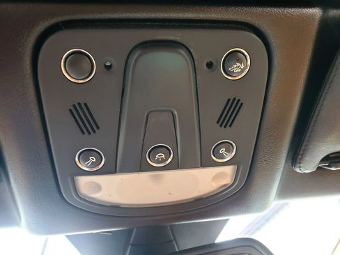 Used 2011 Maserati GranTurismo Convertible RWD image 55