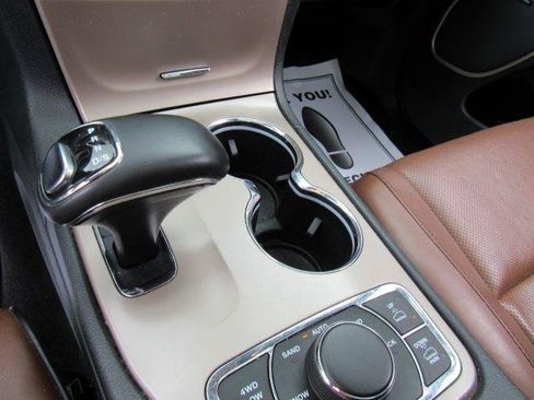 Used 2015 Jeep Grand Cherokee Summit AWD/4WD image 44