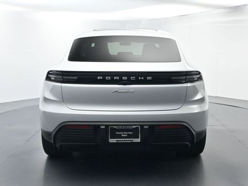 Certified 2024 Porsche Macan 4 Electric image 13