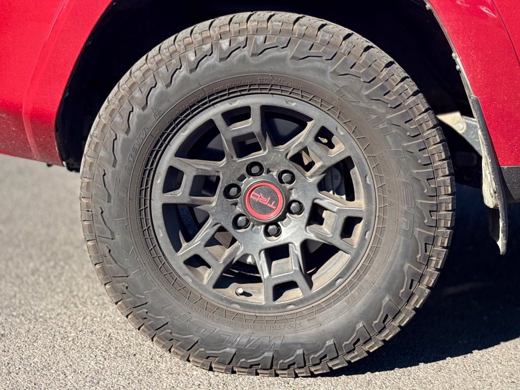 Used 2024 Toyota 4Runner TRD Off-Road Premium w/ Off Road Premium Plus Package AWD/4WD image 9