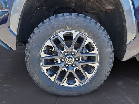 Used 2023 Toyota Tundra Limited AWD/4WD image 15