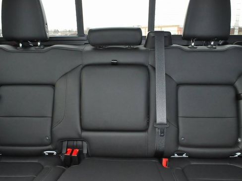 Used 2021 Chevrolet Silverado 1500 RST w/ Convenience Package II image 13