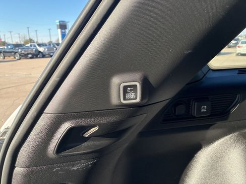 Used 2023 Jeep Grand Cherokee Altitude image 6