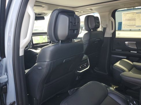 New 2026 Ford Expedition Max Platinum w/ Driver's Package image 12