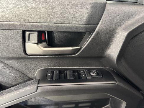 Certified 2025 Toyota Tacoma TRD Sport AWD/4WD image 14