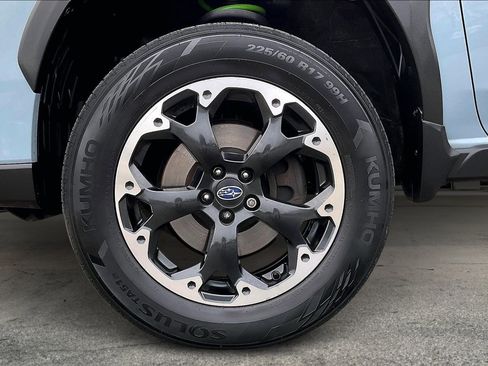 Used 2021 Subaru Crosstrek 2.0i image 8