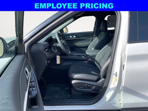New 2026 Ford Explorer Tremor AWD/4WD image 9
